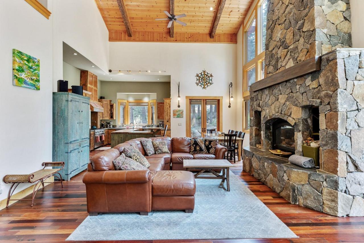 Bear Meadows Lodge - Hot Tub - Tahoe Donner Home トラッキー エクステリア 写真