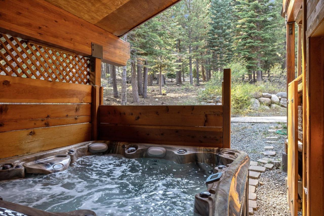 Bear Meadows Lodge - Hot Tub - Tahoe Donner Home トラッキー エクステリア 写真