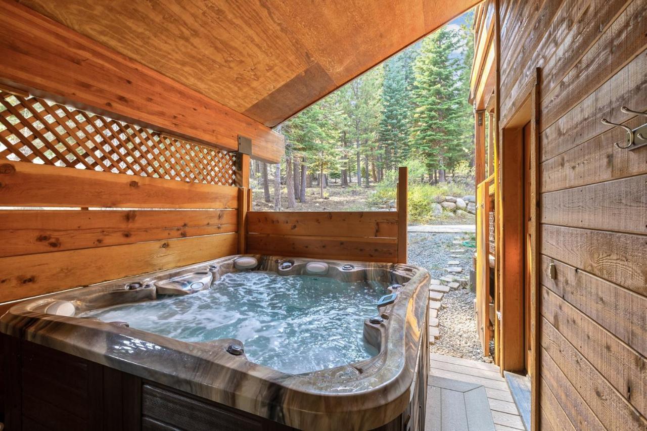 Bear Meadows Lodge - Hot Tub - Tahoe Donner Home トラッキー エクステリア 写真