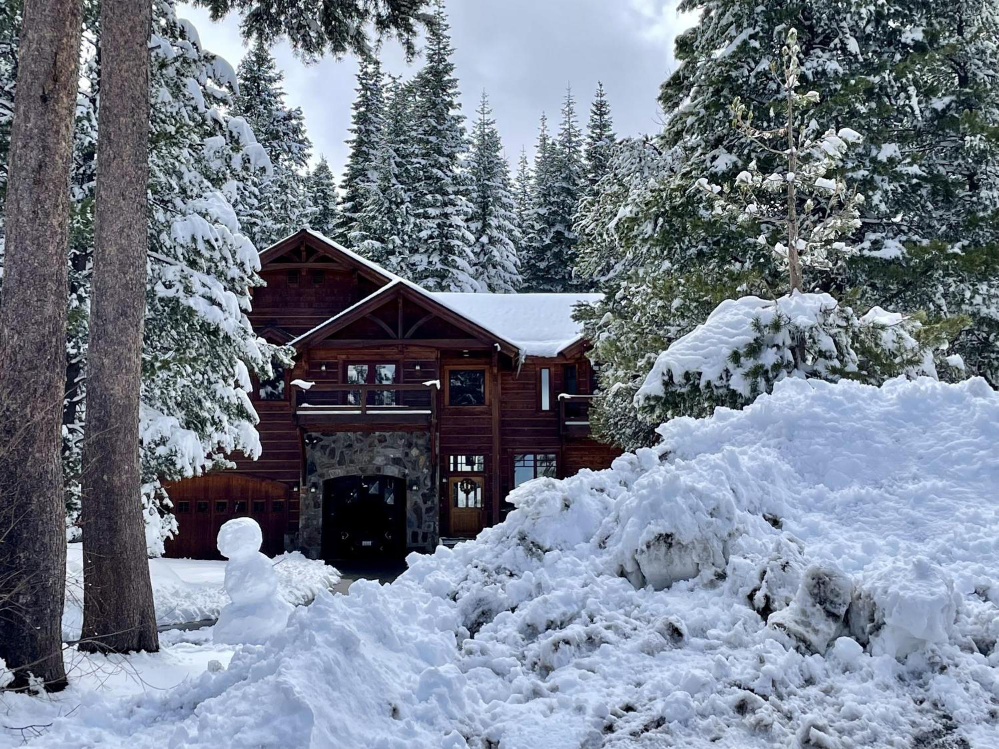 Bear Meadows Lodge - Hot Tub - Tahoe Donner Home トラッキー エクステリア 写真