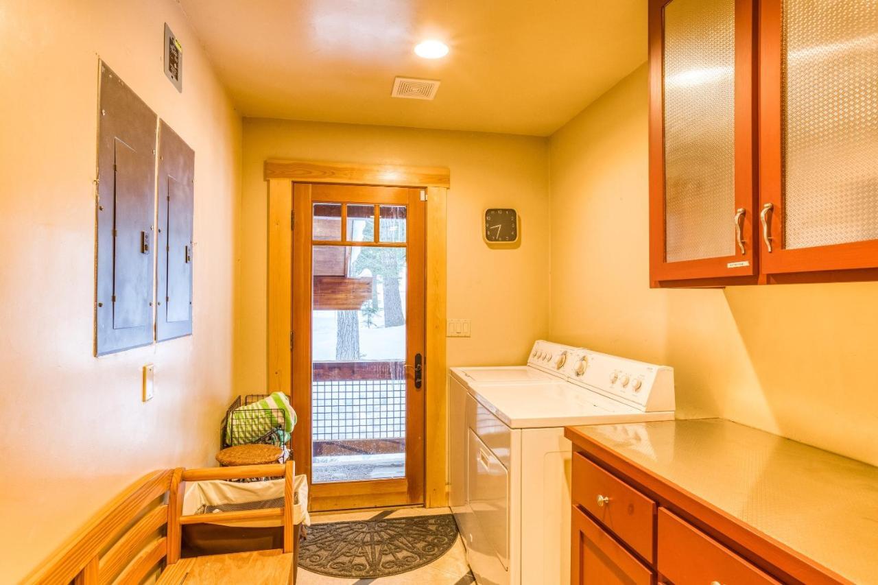 Bear Meadows Lodge - Hot Tub - Tahoe Donner Home トラッキー エクステリア 写真